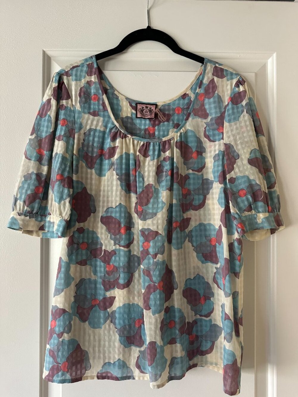 Juicy Couture Women's 1/2 Sleeve Silk Blend Swing Top, Size M